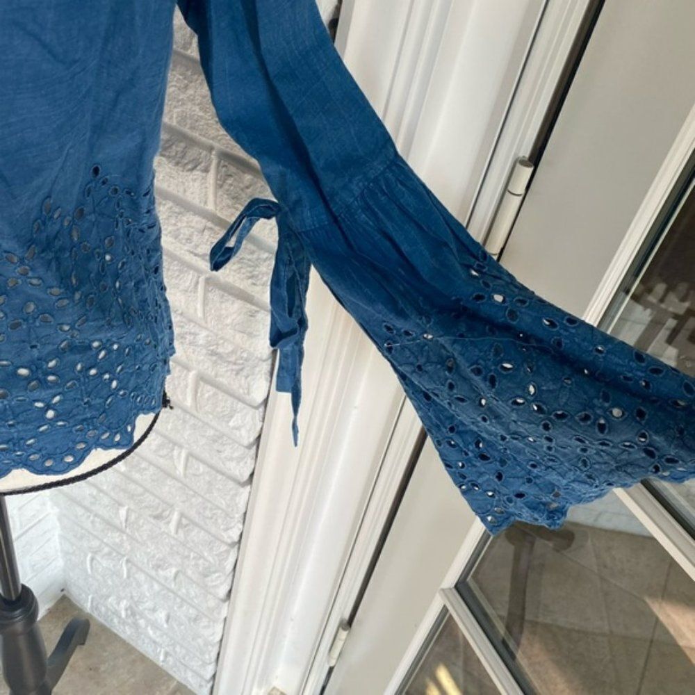Blue Patterned Bell-Sleeve Top - Picture 5 of 8